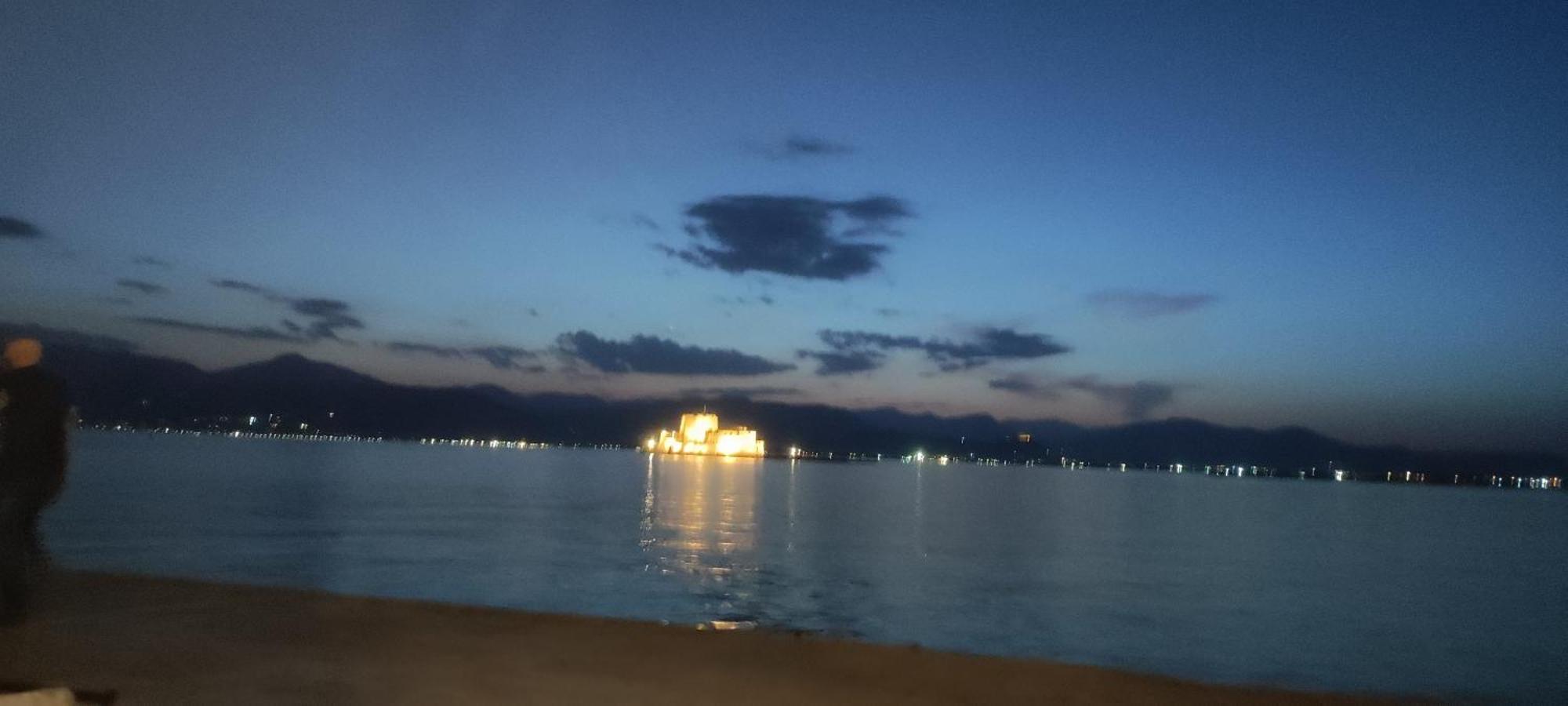 Home_纳夫普利翁 外观 照片